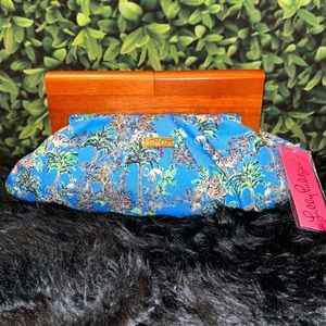 NWT LILLY Pulitzer Tiger Queen Bermuda Clutch Bag GWP LTD Edition RARE HTF